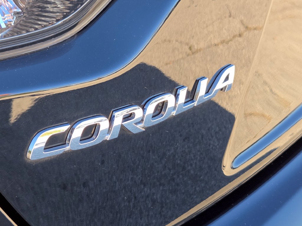 Used 2023 Toyota Corolla XLE FWD image 17