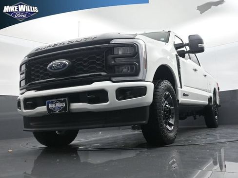 Certified 2024 Ford F250 Lariat w/ Sport Appearance Package AWD/4WD image 19