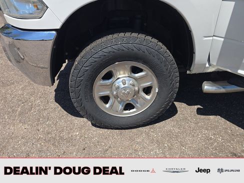 Used 2018 RAM 2500 Tradesman w/ Chrome Appearance Group AWD/4WD image 26