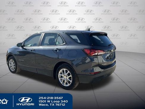 Used 2022 Chevrolet Equinox LS image 11