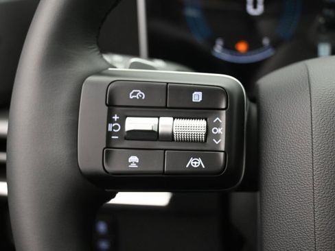 Used 2025 Hyundai Santa Fe XRT image 14