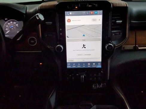 Used 2023 RAM 3500 Limited image 14