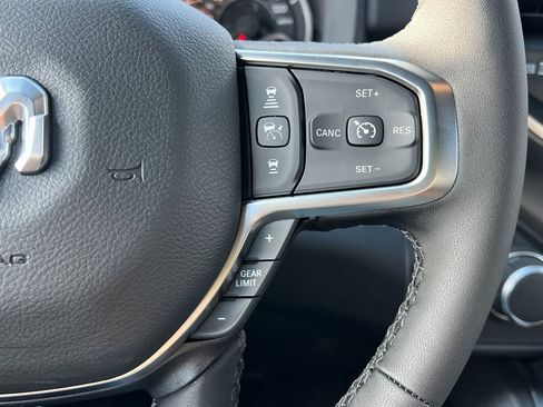 New 2026 RAM 1500 4x4 Crew Cab image 23