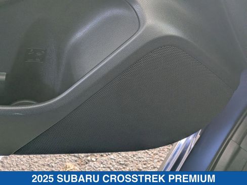 Certified 2025 Subaru Crosstrek 2.0i Premium image 27