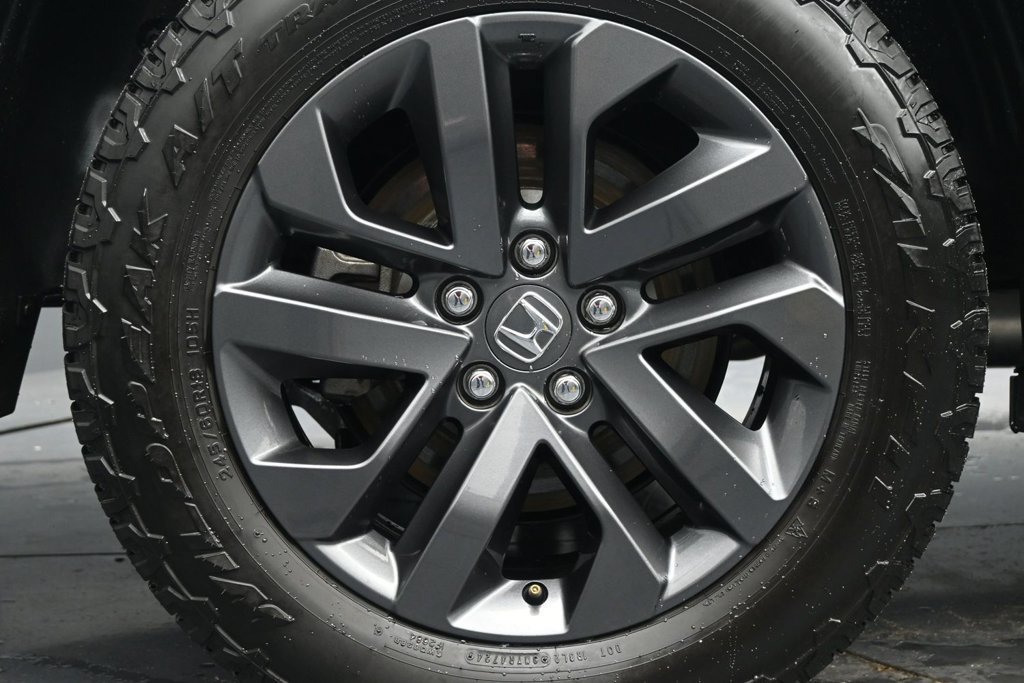 Used 2021 Honda Ridgeline Sport image 12