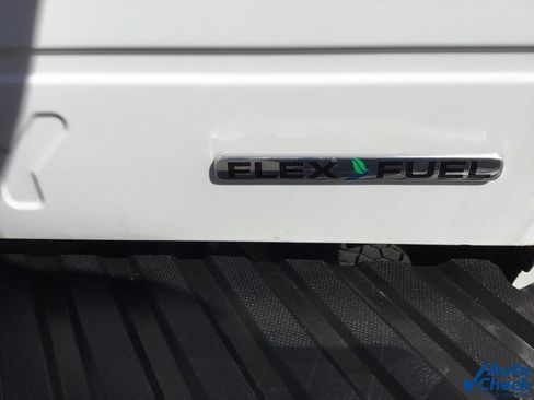 Used 2015 Ford F250 XL w/ Power Equipment Group image 20