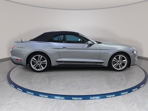Used 2021 Ford Mustang Premium w/ Pony Package RWD image 6