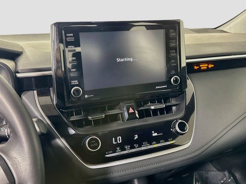 Used 2022 Toyota Corolla SE FWD image 18