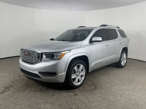 Used 2019 GMC Acadia Denali w/ LPO, Floor Liner Package image 3