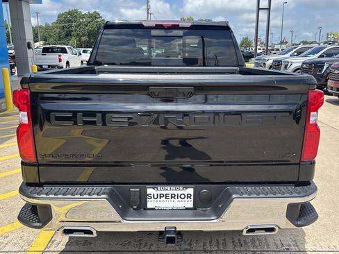 New 2026 Chevrolet Silverado 1500 LTZ w/ LTZ Premium Package AWD/4WD image 4