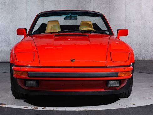 Used 1988 Porsche 911 Carrera RWD image 10