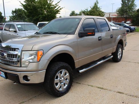 Used 2013 Ford F150 XLT w/ Luxury Equipment Group AWD/4WD image 2