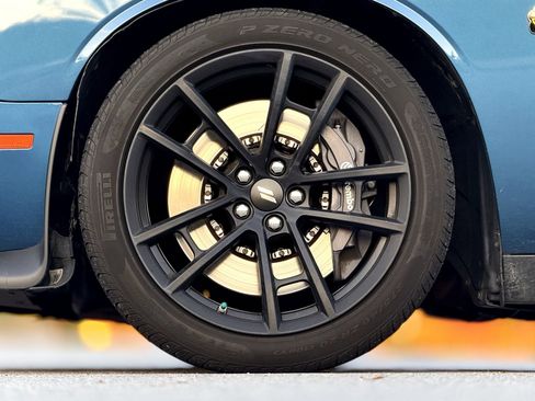 Used 2020 Dodge Challenger R/T Scat Pack w/ Shaker Package image 17