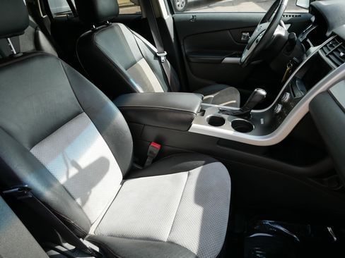 Used 2013 Ford Edge SEL AWD/4WD image 23