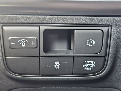 New 2026 Hyundai Tucson Blue SE image 22