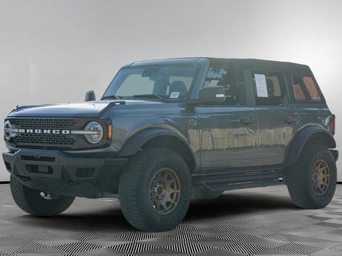 Certified 2022 Ford Bronco Wildtrak AWD/4WD image 8