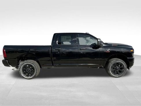 New 2026 RAM 2500 Big Horn AWD/4WD image 10
