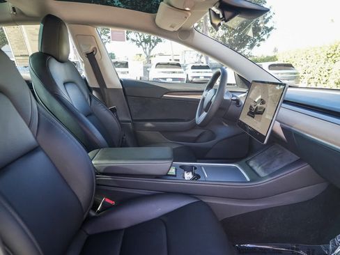 Used 2023 Tesla Model 3 Standard Range RWD image 15