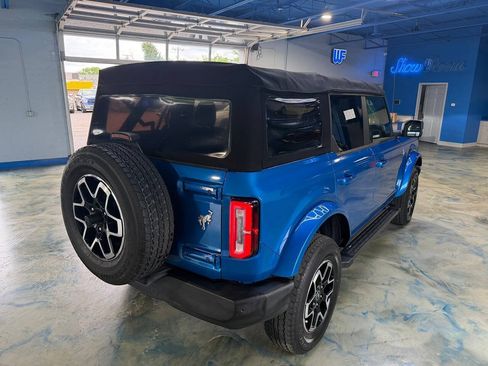Used 2021 Ford Bronco Outer Banks AWD/4WD image 11