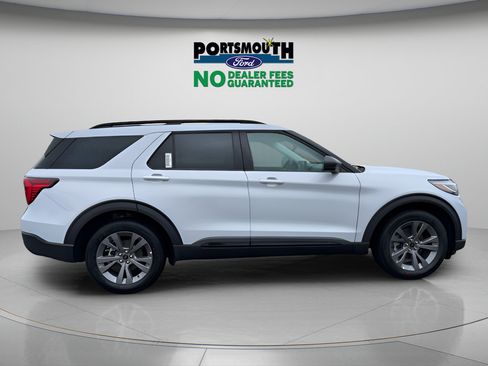 New 2026 Ford Explorer Active w/ Active Comfort Package AWD/4WD image 6