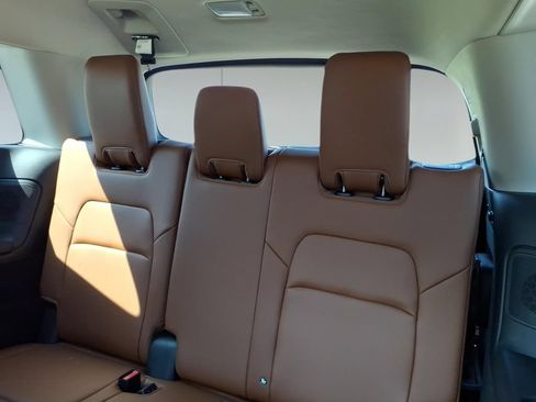 Used 2025 Nissan Pathfinder Platinum w/ Cargo Package FWD image 9
