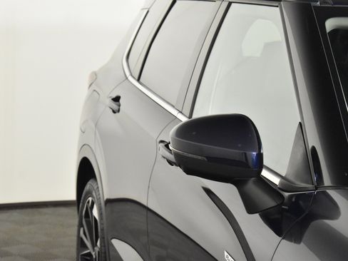 Used 2023 Mitsubishi Outlander SE image 14