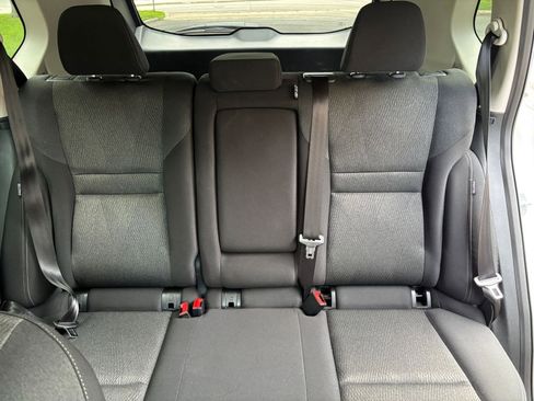 Used 2025 Nissan Rogue SV AWD/4WD image 33