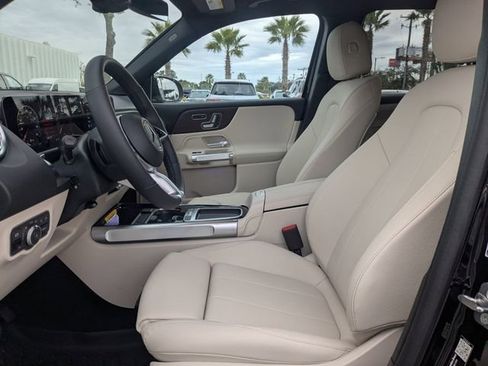 New 2026 Mercedes-Benz GLB 250 image 22