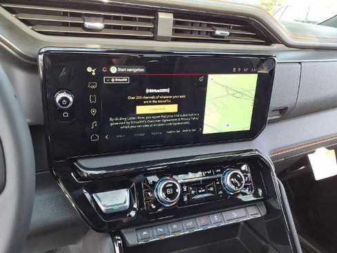 New 2026 GMC Sierra 1500 AT4 w/ AT4 Premium Package AWD/4WD image 44