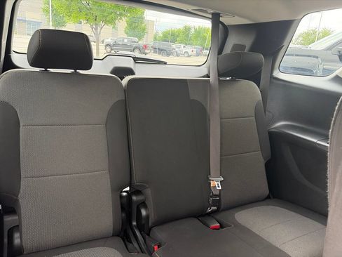 Used 2021 Chevrolet Traverse LT AWD/4WD image 38