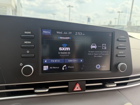 Certified 2022 Hyundai Elantra SEL FWD image 32