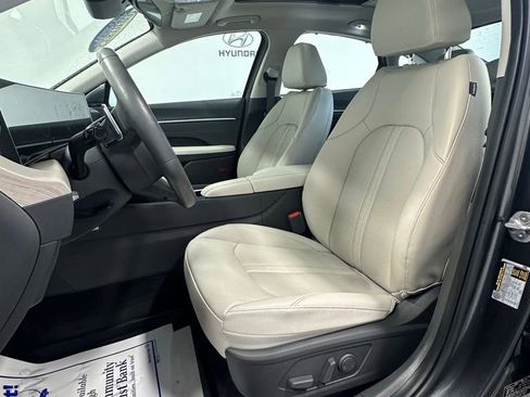 Certified 2025 Hyundai Sonata Limited image 12