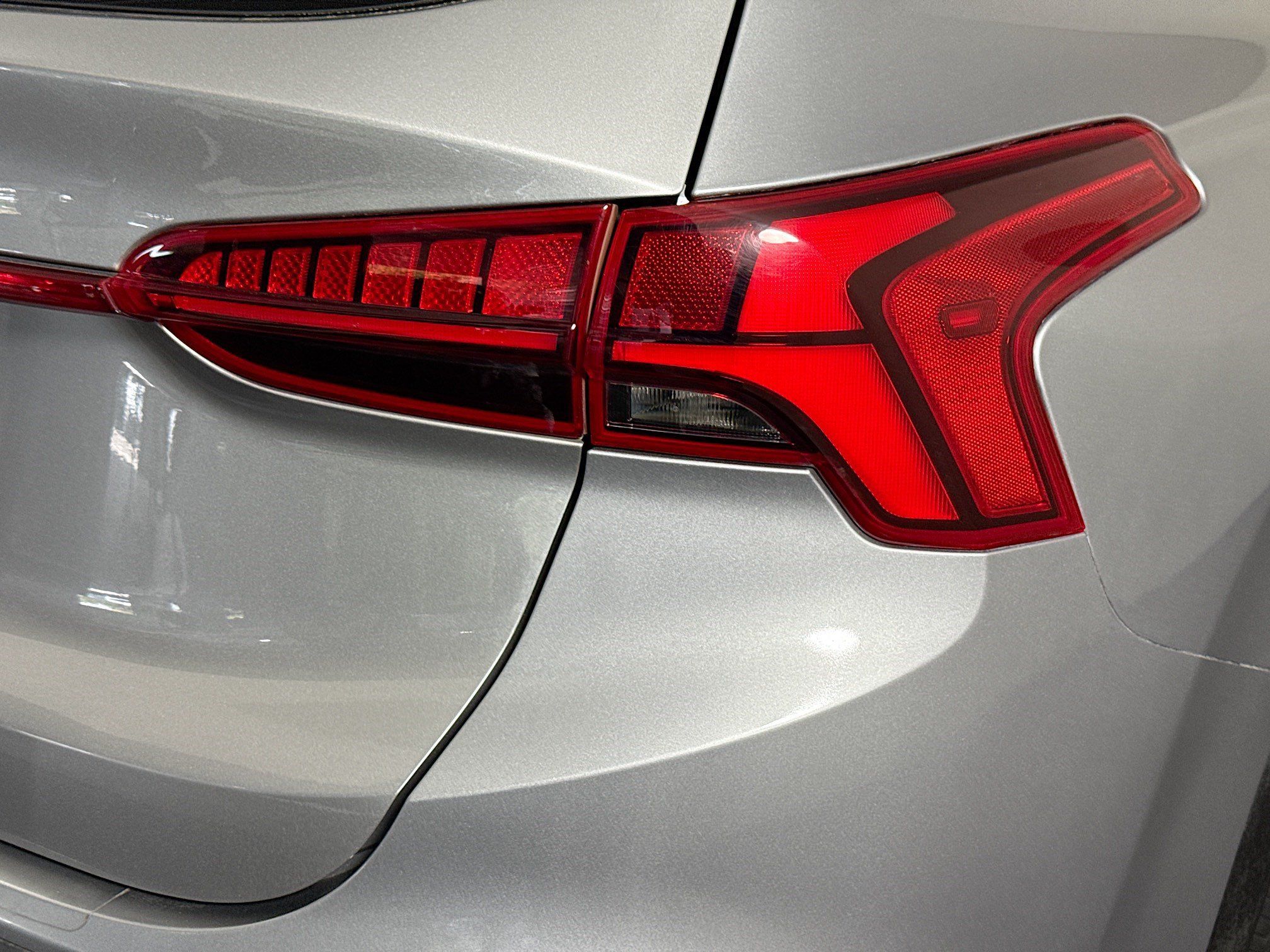 Used 2021 Hyundai Santa Fe SEL w/ Convenience Package FWD image 34