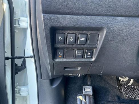 Certified 2020 Nissan Pathfinder SL image 13