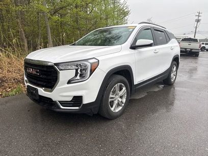 Used 2023 GMC Terrain SLE w/ Driver Convenience Package