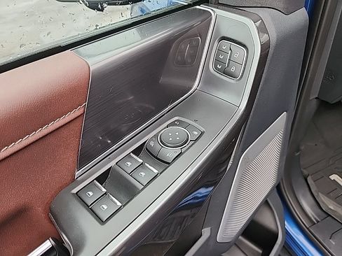 Used 2022 Ford F150 Lariat w/ Equipment Group 502A High AWD/4WD image 30