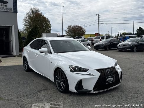 Used 2020 Lexus IS 300 F Sport w/ F Sport Package RWD image 3