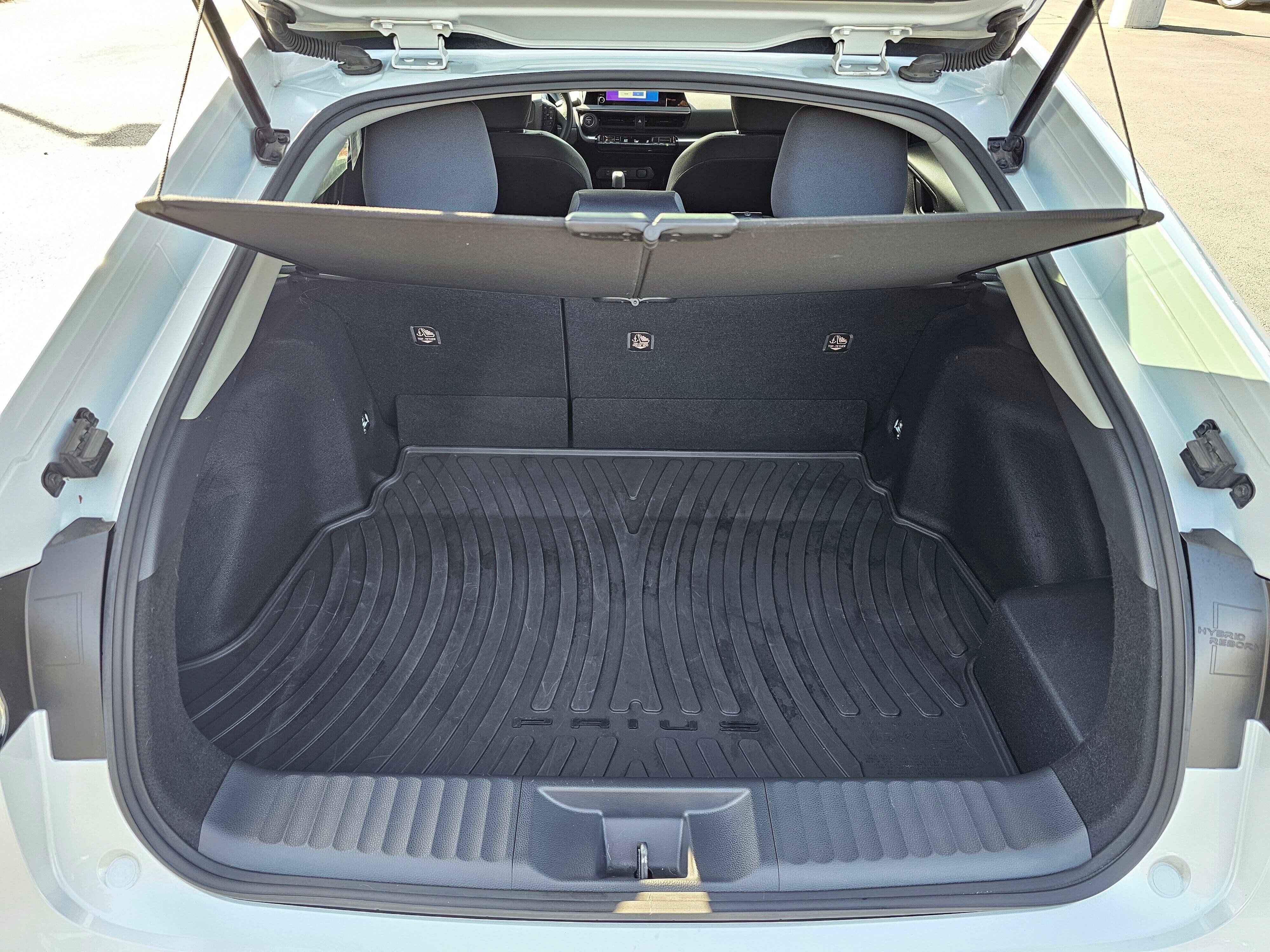 Certified 2023 Toyota Prius LE AWD/4WD image 14