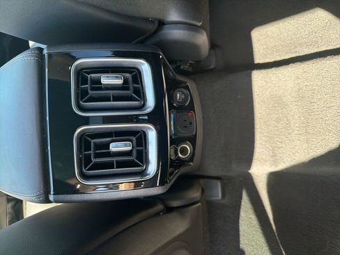 Certified 2023 Kia Sorento SX Prestige AWD/4WD image 20