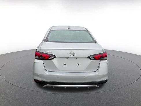 Used 2025 Nissan Versa SV FWD image 12
