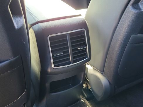 Used 2023 Kia Sportage X-Line AWD/4WD image 15