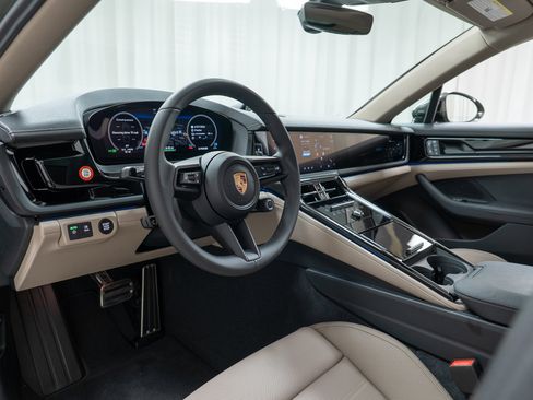 New 2026 Porsche Panamera 4S AWD/4WD image 4