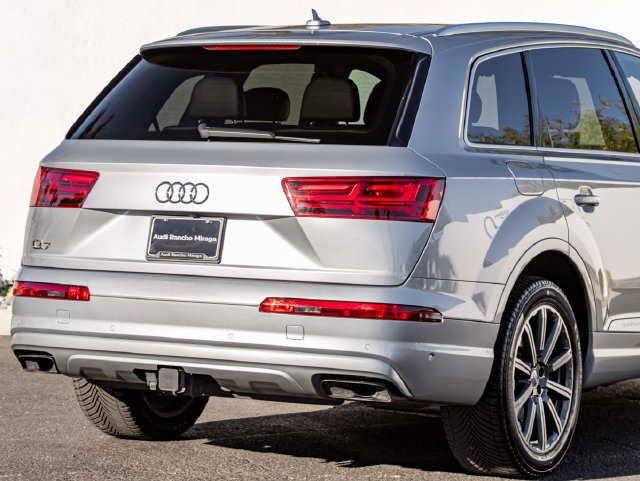 Used 2019 Audi Q7 3.0T Prestige AWD/4WD image 7