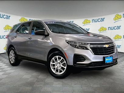 Used 2024 Chevrolet Equinox LS w/ LS Convenience Package