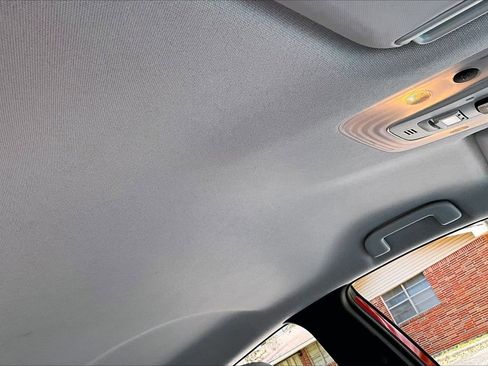 Used 2022 Toyota Prius XLE FWD image 27