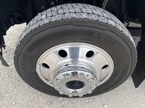 Used 2023 Ford F450 Limited w/ FX4 Off-Road Package image 42