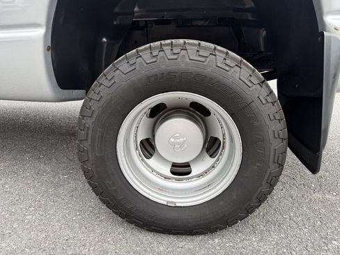 Used 2005 Dodge Ram 3500 Truck ST w/ Trailer Tow Group AWD/4WD image 34