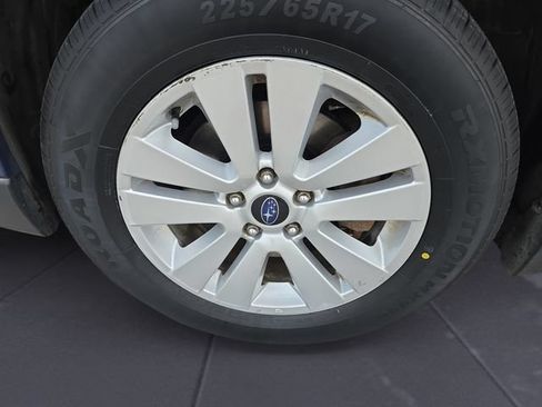 Used 2019 Subaru Outback 2.5i Premium AWD/4WD image 14