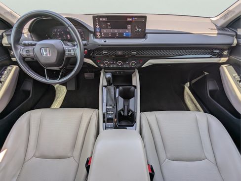 Used 2023 Honda Accord EX-L image 12