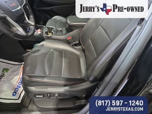 Used 2020 GMC Terrain SLT w/ Preferred Package FWD image 7